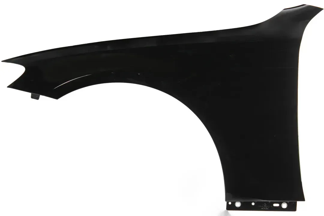 W213 FENDER L